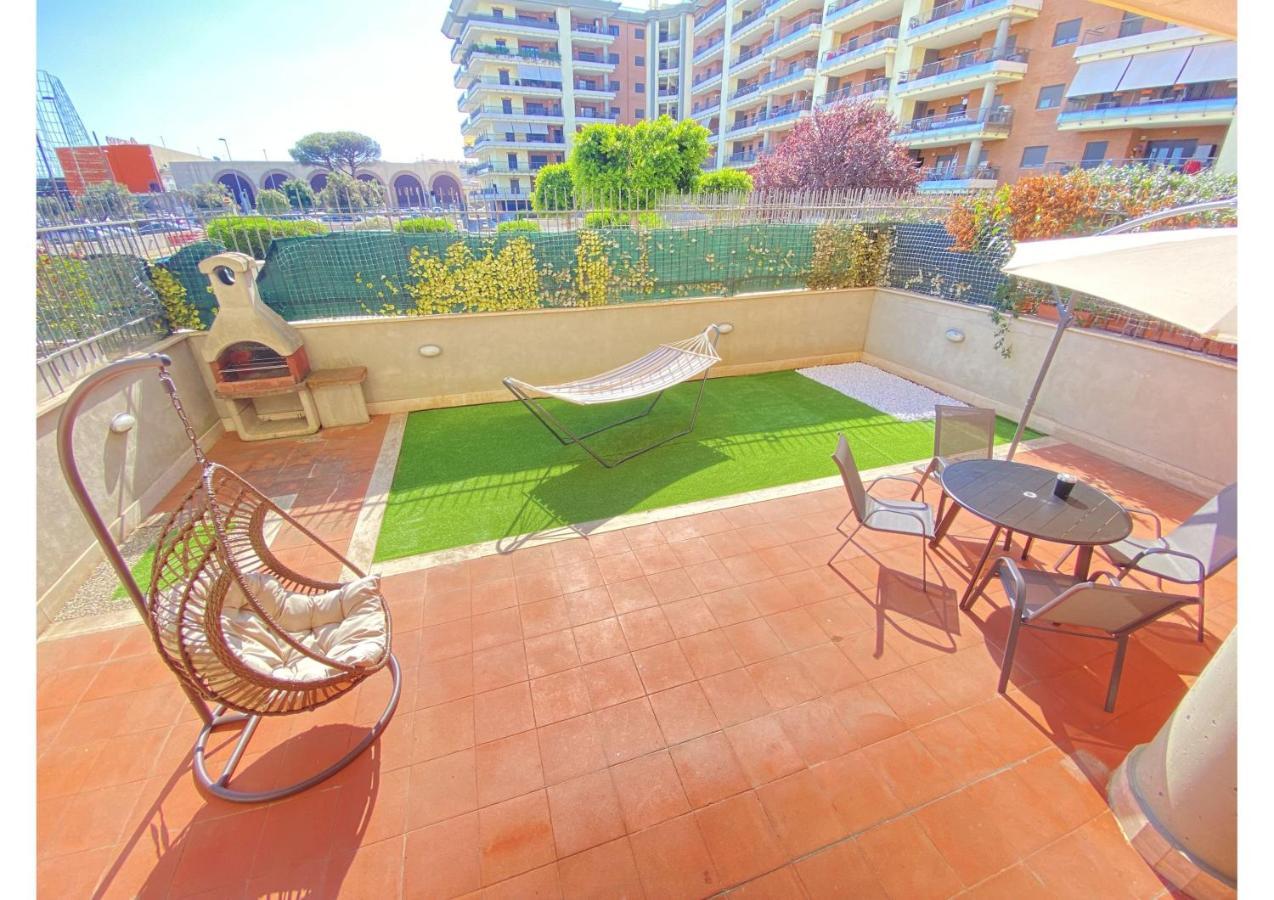 Sun Nest Apartment - Terrace & Garage 菲乌米奇诺 外观 照片