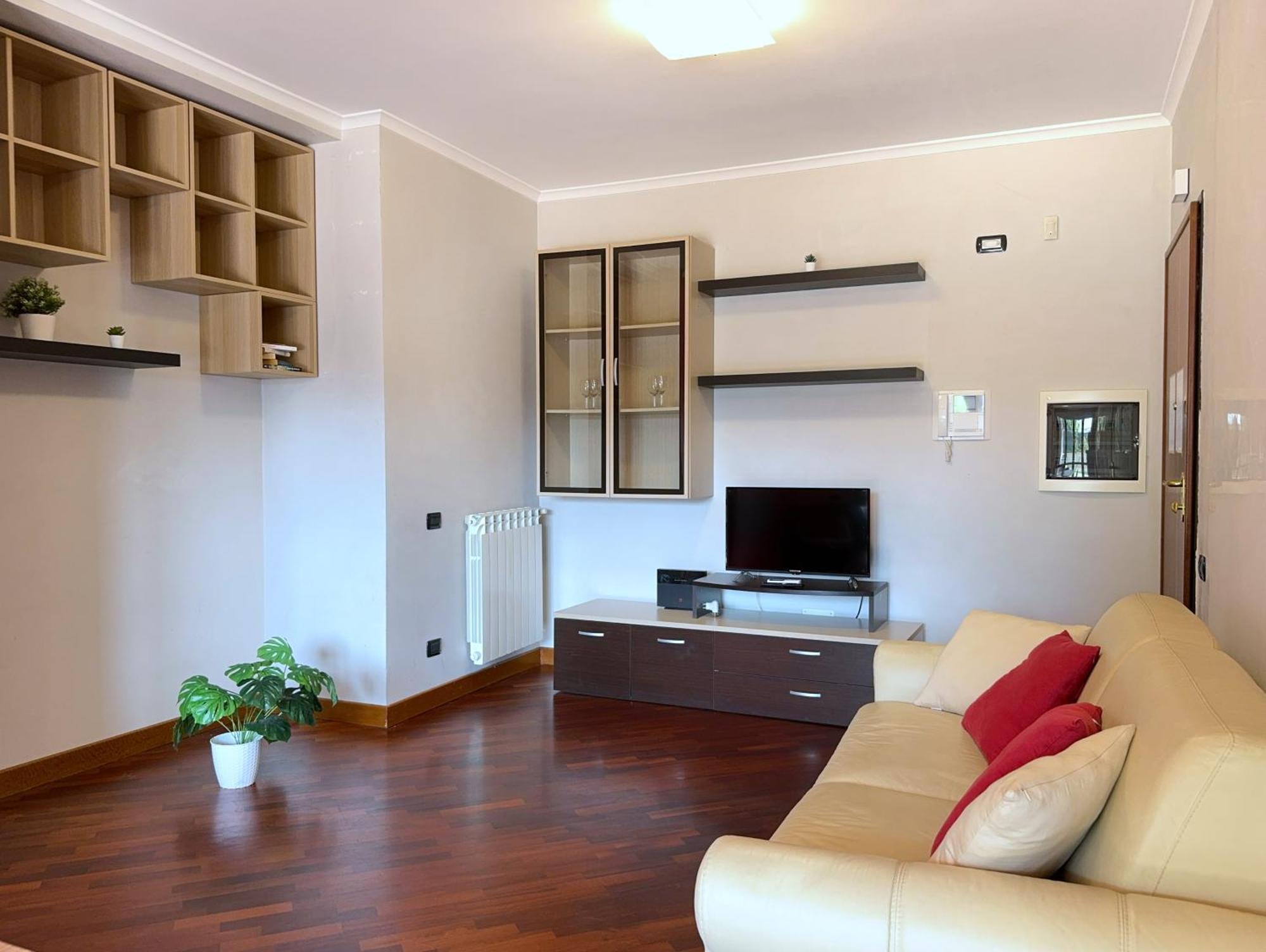 Sun Nest Apartment - Terrace & Garage 菲乌米奇诺 外观 照片