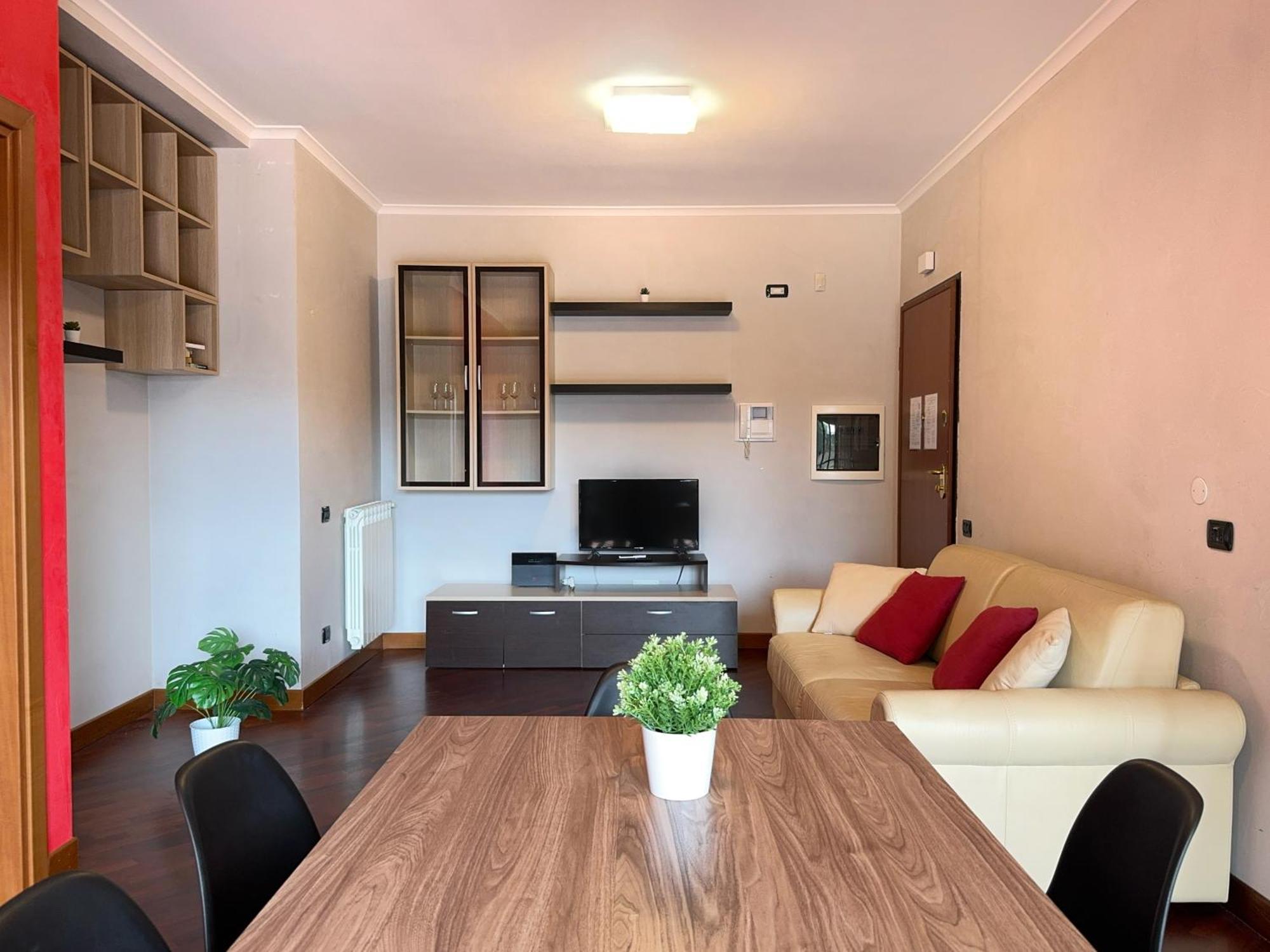 Sun Nest Apartment - Terrace & Garage 菲乌米奇诺 外观 照片